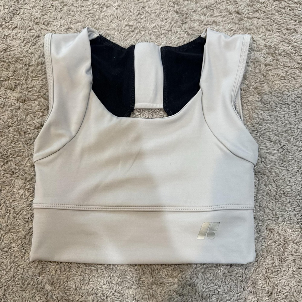 Forme Sports Bra Womens Small White Black Keyhole Mesh Back Longline Athletic